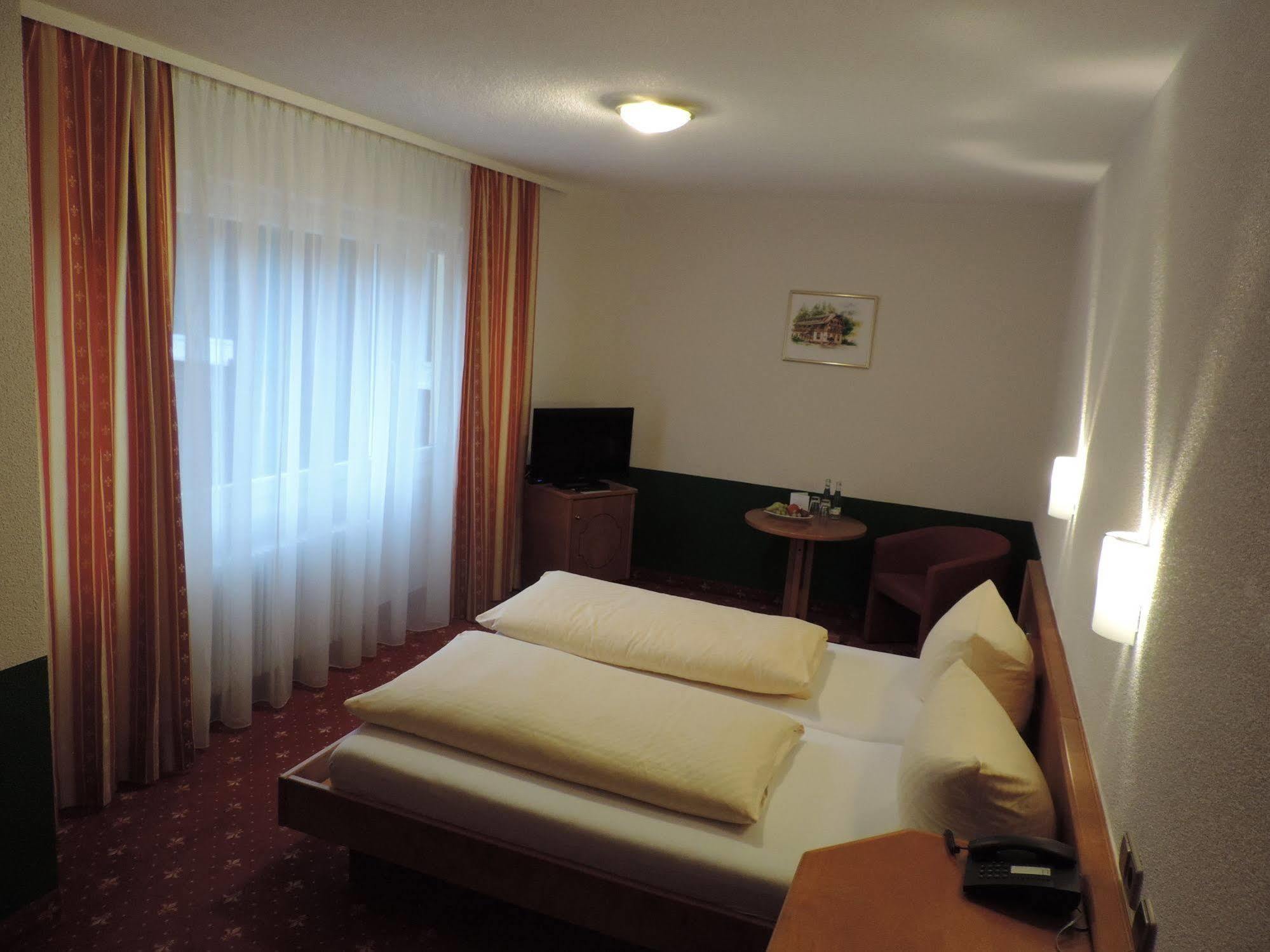 Waldhotel Forellenhof Baden-Baden Extérieur photo